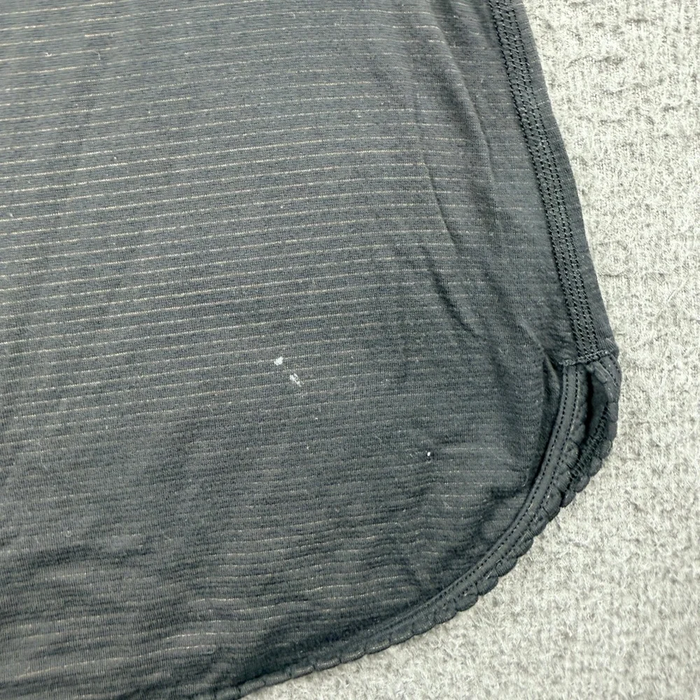 Lululemon Athletica Black Striped Racerback Tank Top Women's Size 6 Activewear‎